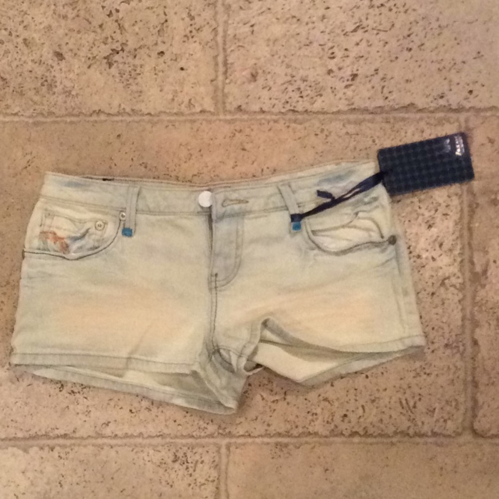 Peace ✌️ sign Z2 Jeans shorts